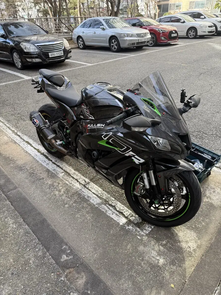 가와사키 zx10r 판매&대차 합니다.